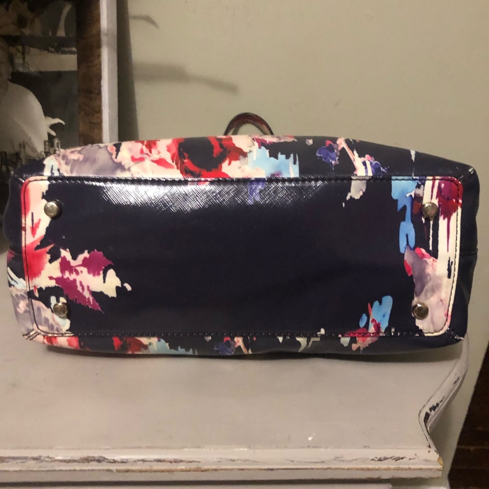 Kate Spade Cedar Street Hazy Floral Bag - Picture 7 of 12